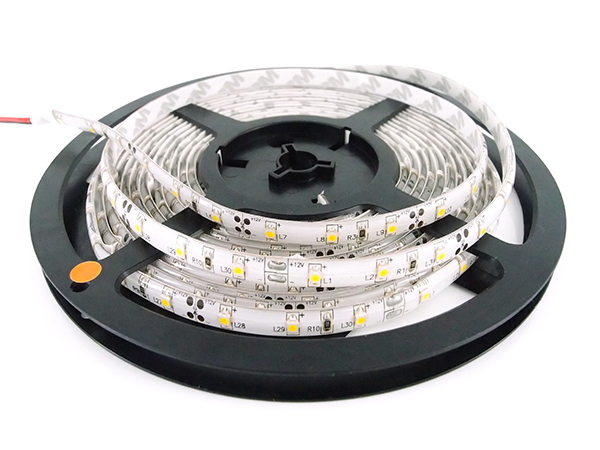 Nên chọn dây LED 12V hay 24V cho thanh nhôm định hình